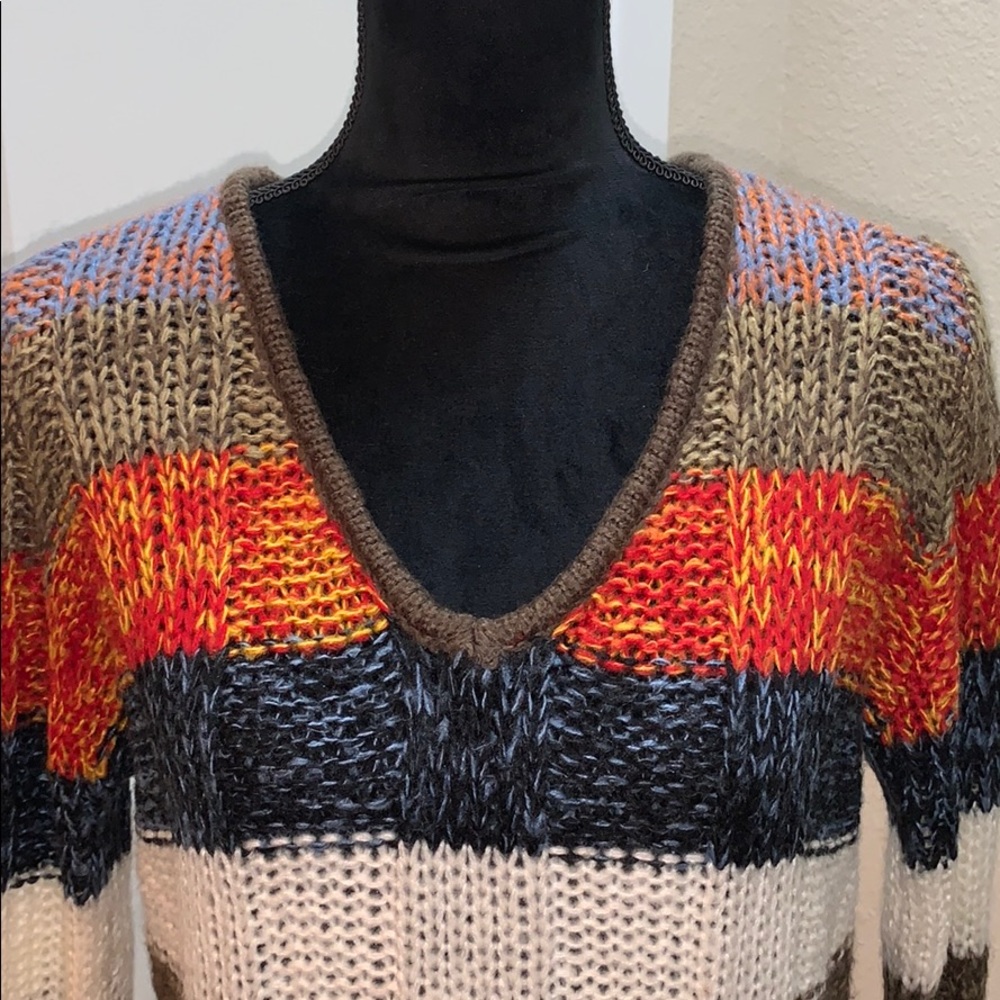 Sweater - Picture 3 of 6